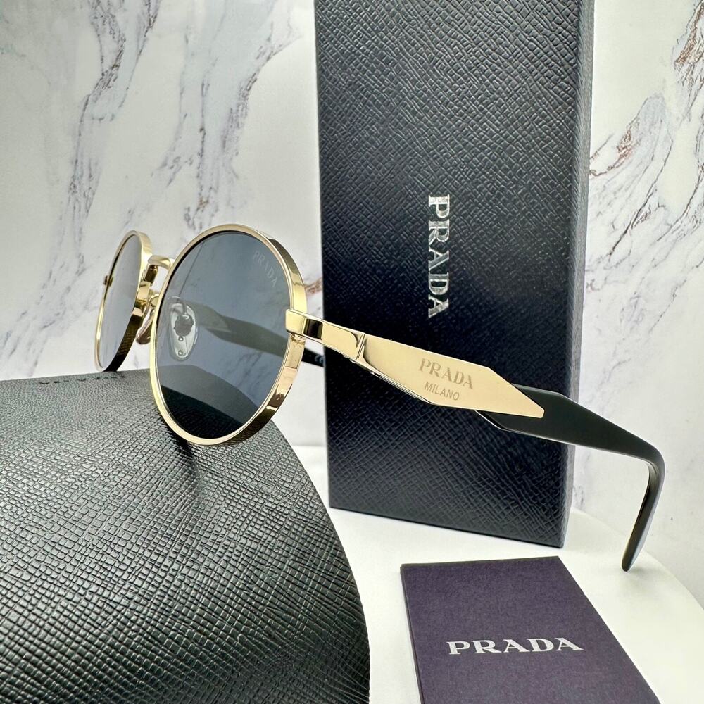 New PRADA Sunglasses - Picture 16 of 16